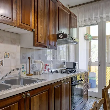 Masa - Happy Apartment Koper